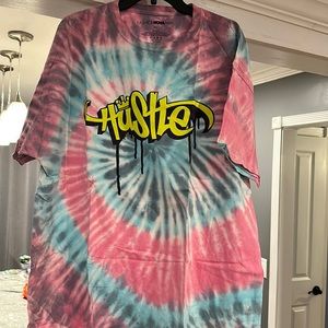 TieDye Hustle t-shirt FashionNova